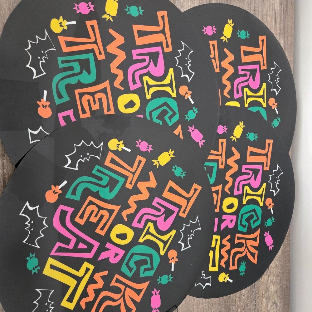 🎃 Set of 4 Halloween "Trick or Treat" Placemats – Neon Spooky Decor
